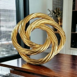 Vintage Signed MONET Textured Goldtone Intertwined Circles Brooch Pin